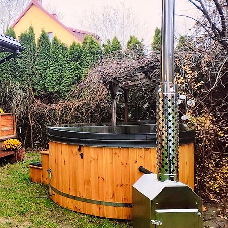 גוניאדז Dolistowka Apartamenty, Pole Namiotowe, Balia Z Jacuzzi, Ogrod Warzywny Dla Gosci, Plac Zabaw Dla Dzieci מראה חיצוני תמונה