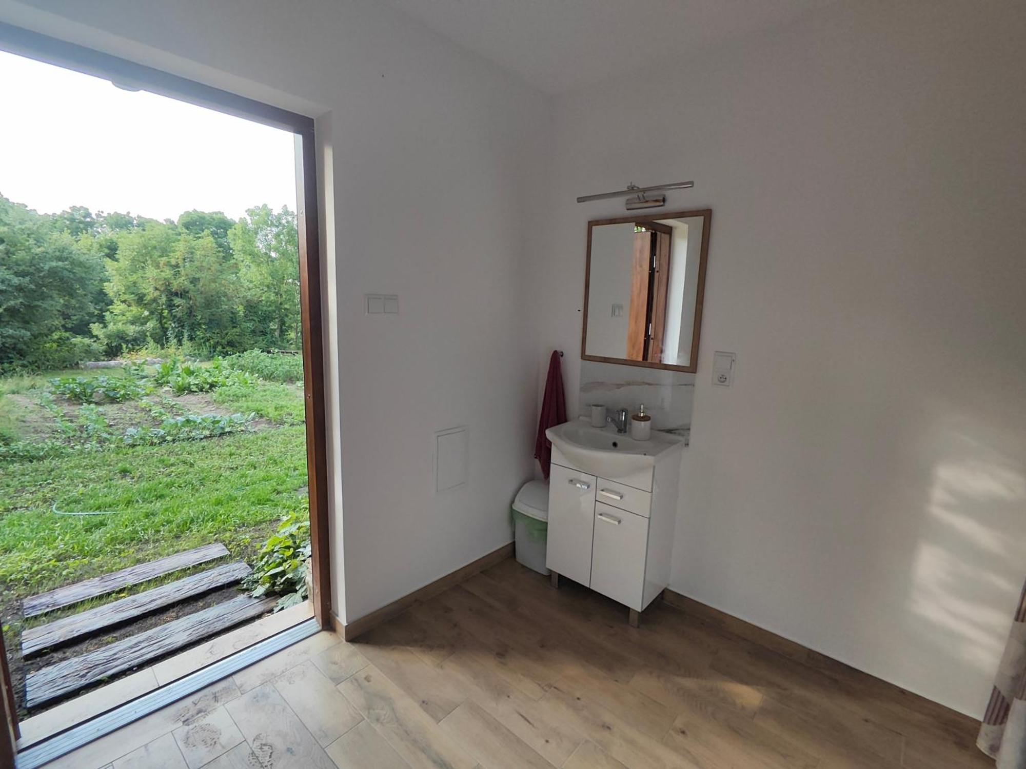 גוניאדז Dolistowka Apartamenty, Pole Namiotowe, Balia Z Jacuzzi, Ogrod Warzywny Dla Gosci, Plac Zabaw Dla Dzieci מראה חיצוני תמונה